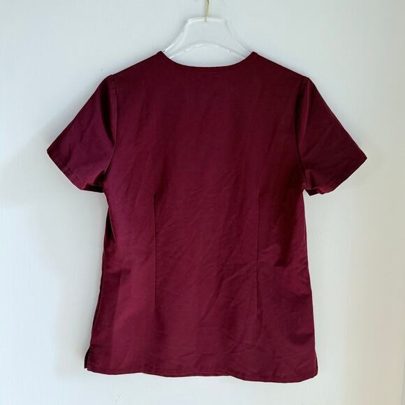 FIGS Scrub Top Women’s Small Catarina One Pocket Burgundy Technical Collection - Picture 5 of 8